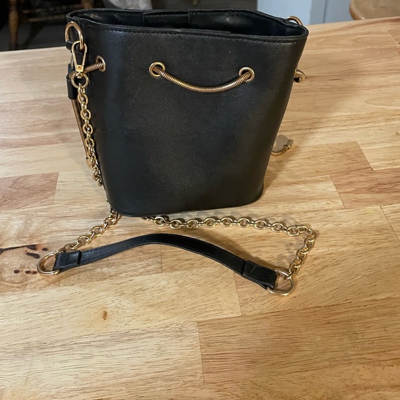 Cactus themed black purse gold tone chain snap close bucket style - Picture 7 of 8